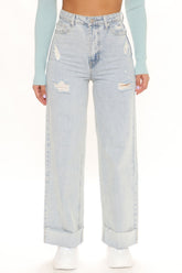 All That Matters Straight Leg Jeans - Light Blue Wash Ins Street